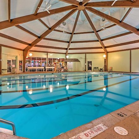 Peaceful Poconos Home With Lake And Pool Access! Long Pond Luaran gambar