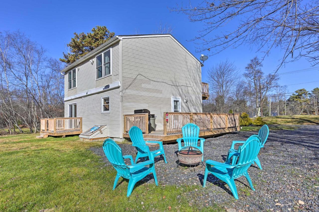 Peaceful Poconos Home With Lake And Pool Access! Long Pond Luaran gambar